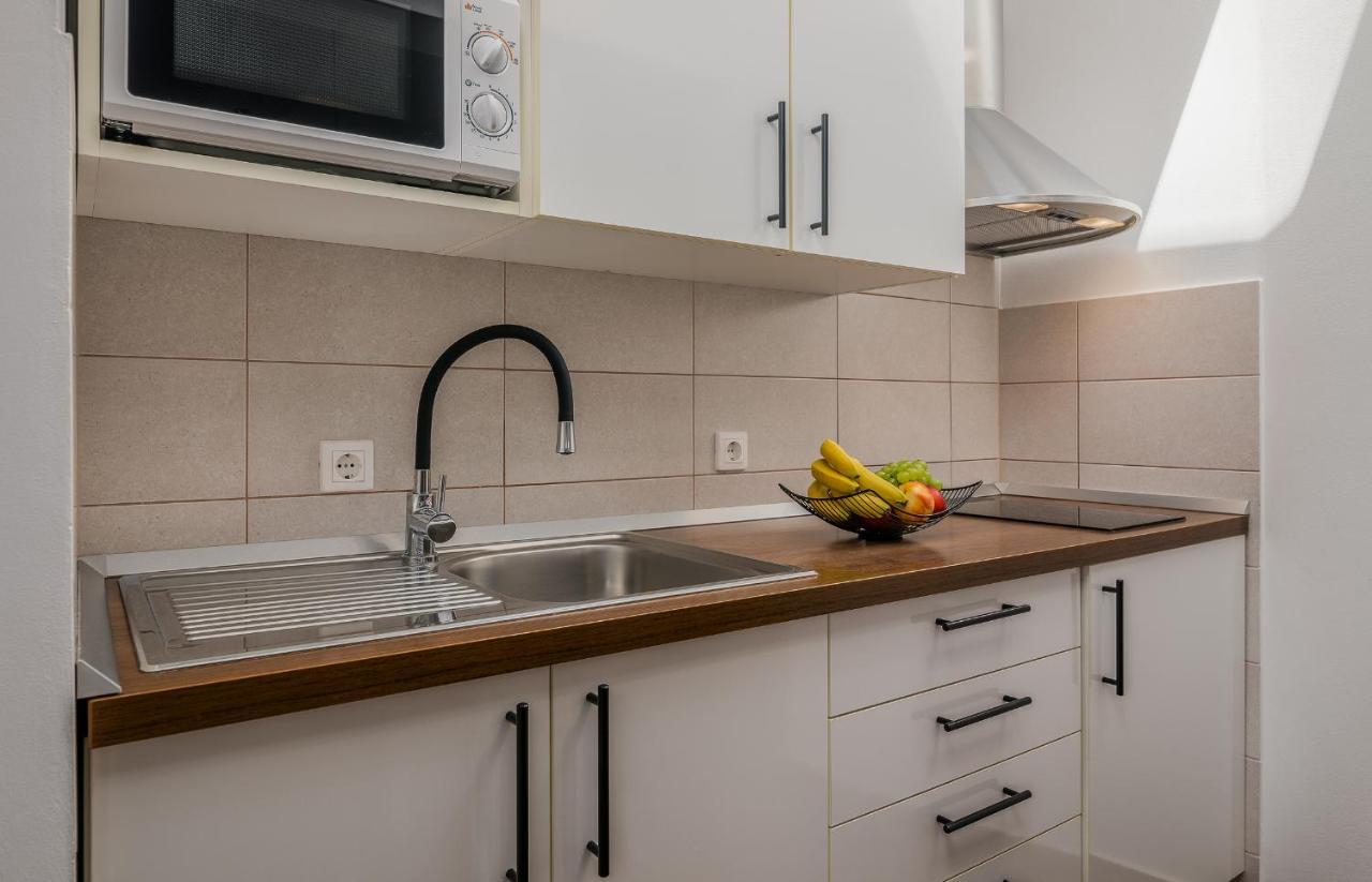 Apartment Marina Malinska Buitenkant foto